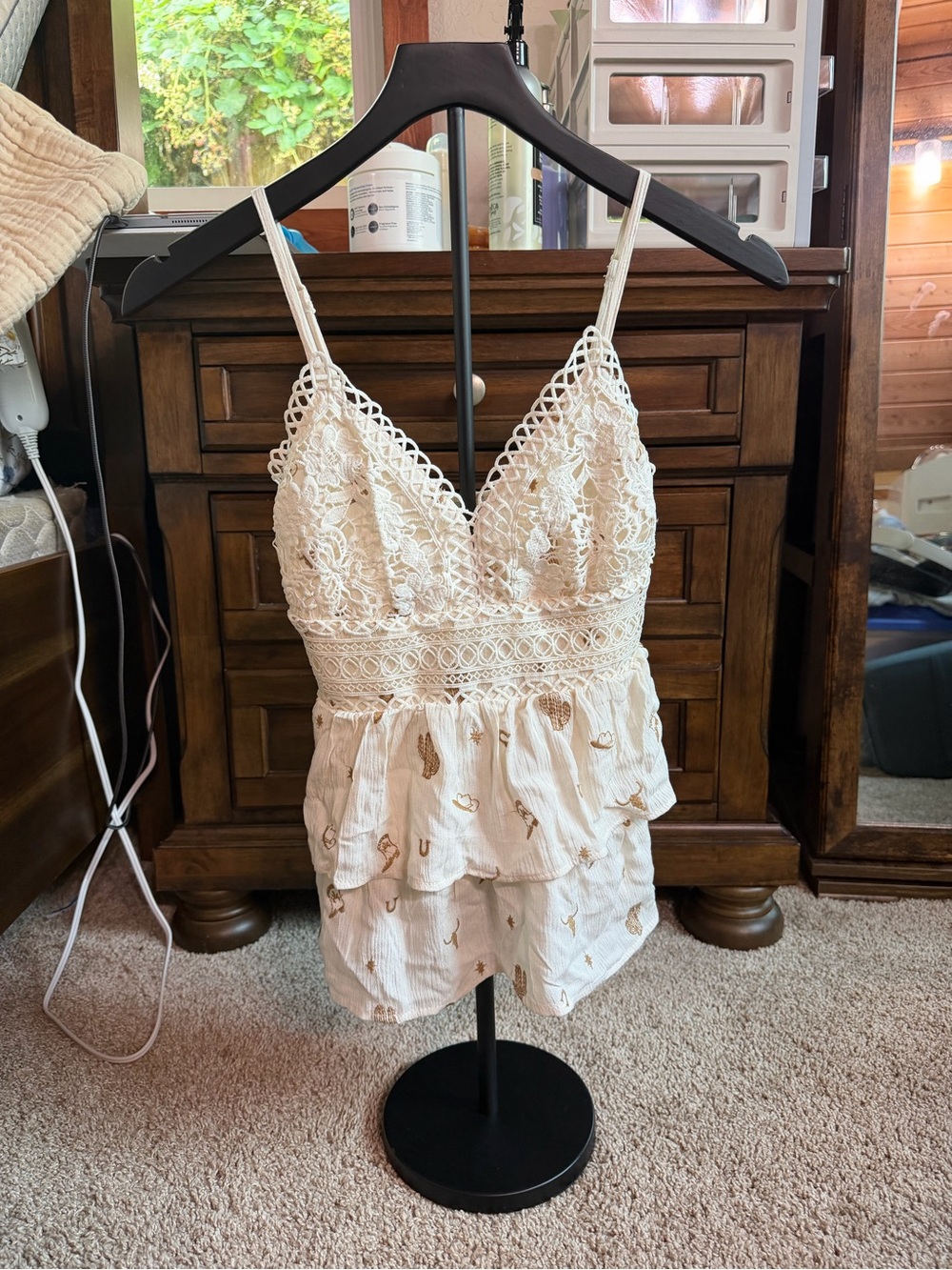 Boot Barn: Women’s Cream Crochet Lace Tiered Cami Top-Size Small